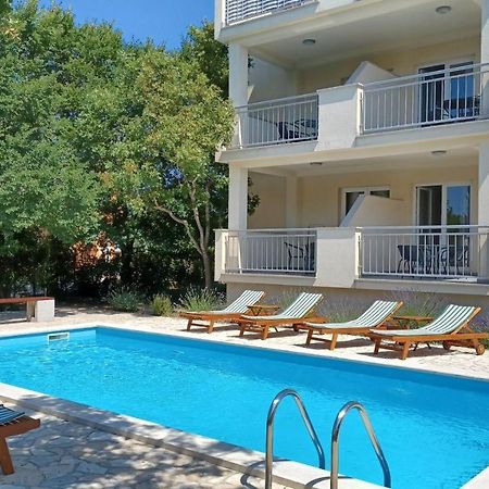 Apartmani Ivica Кърк Екстериор снимка