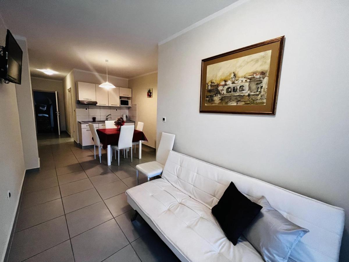 Apartmani Ivica Кърк Екстериор снимка