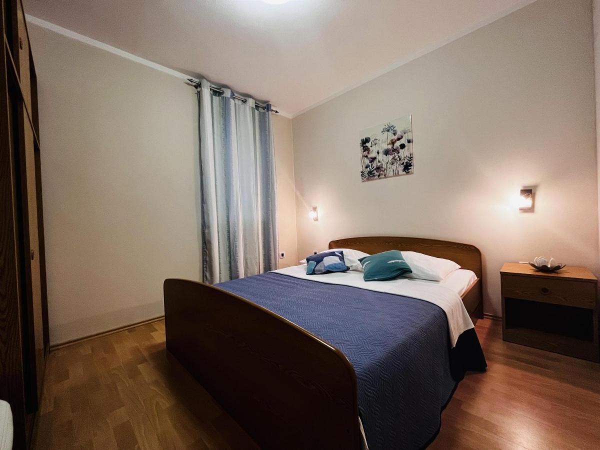 Apartmani Ivica Кърк Екстериор снимка