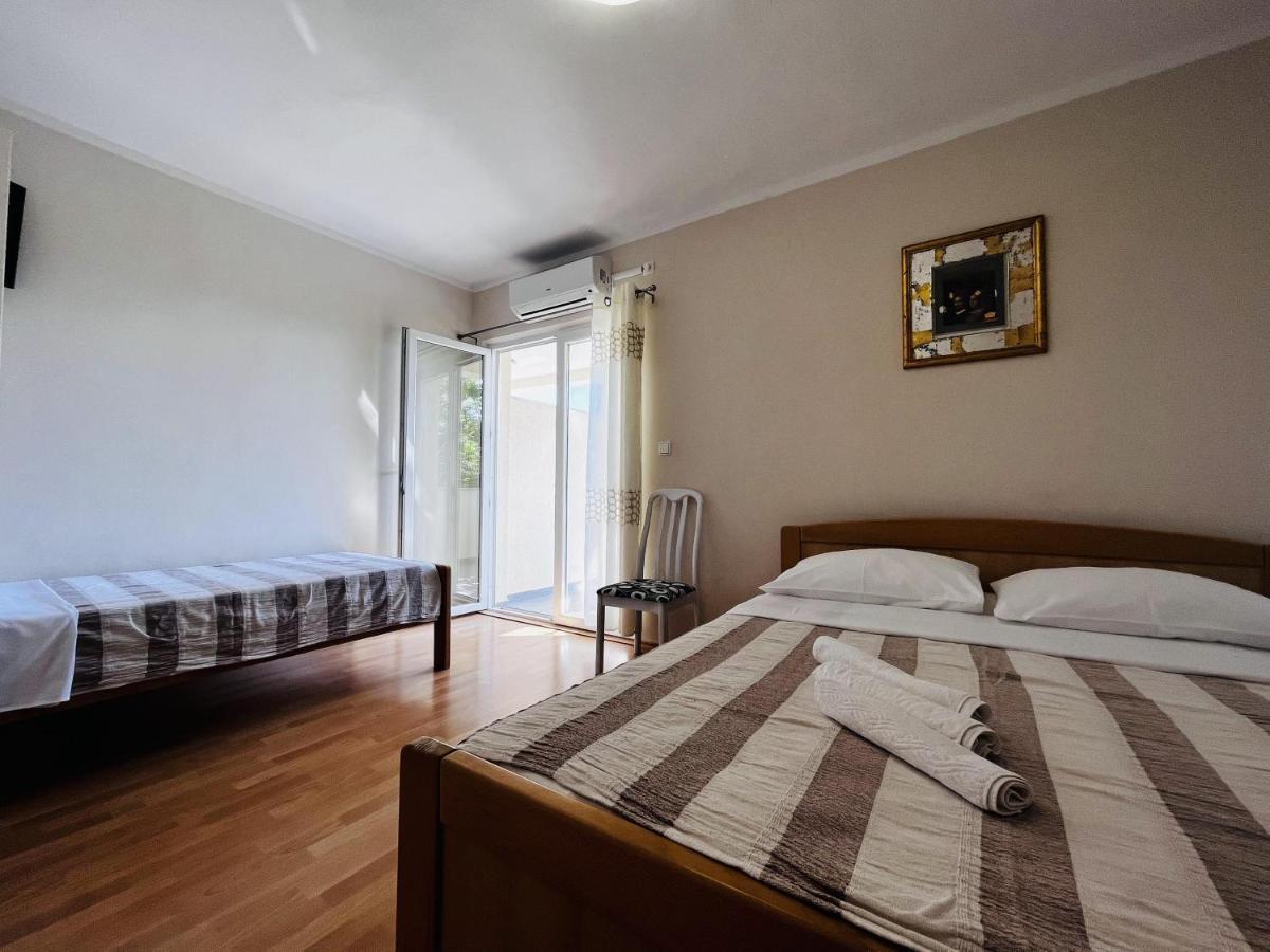 Apartmani Ivica Кърк Екстериор снимка